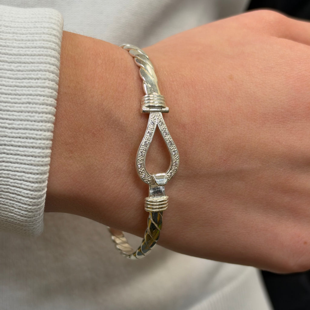 Silver Ladies Stone Set 3mm Hook Bangle