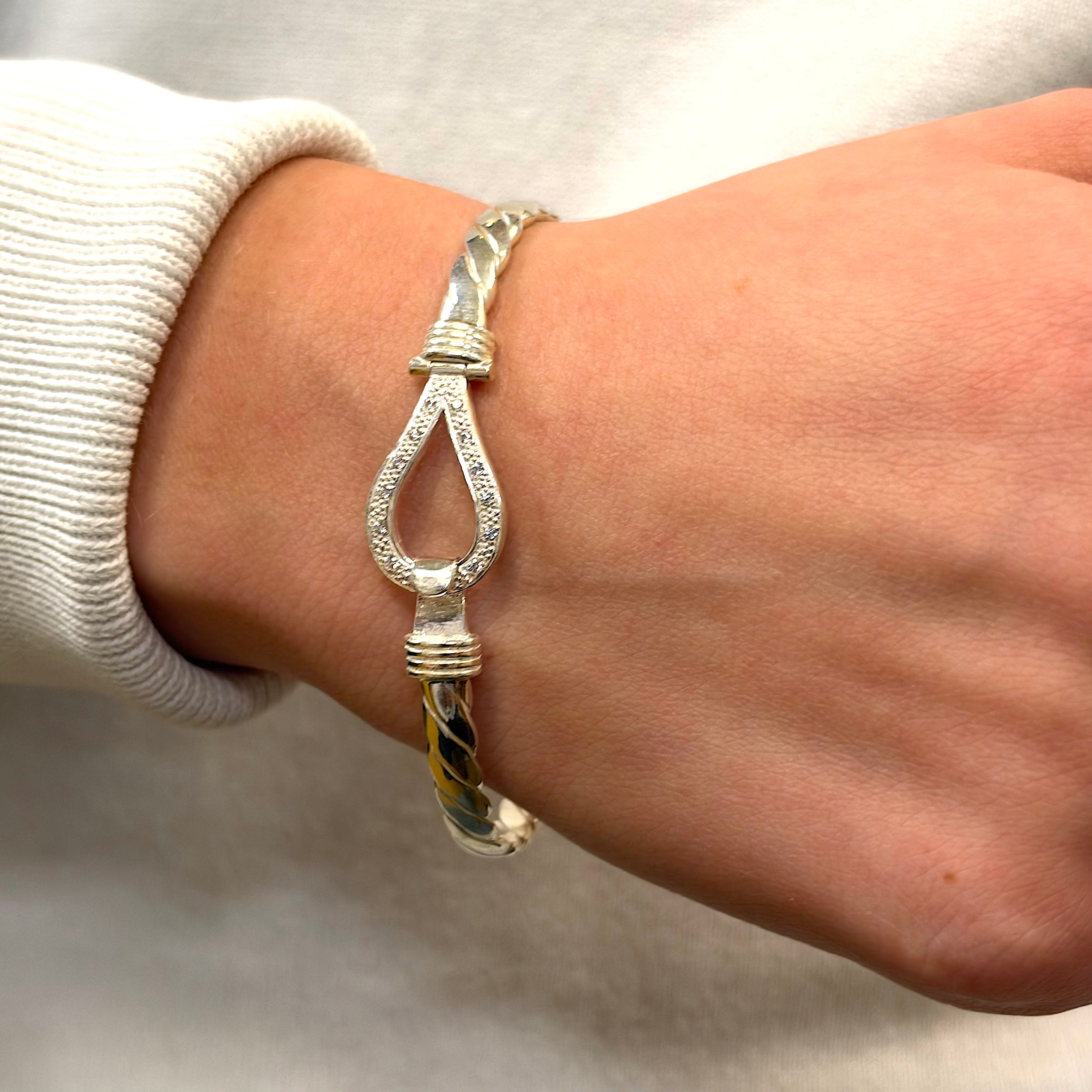 Silver Ladies Stone Set 3mm Hook Bangle