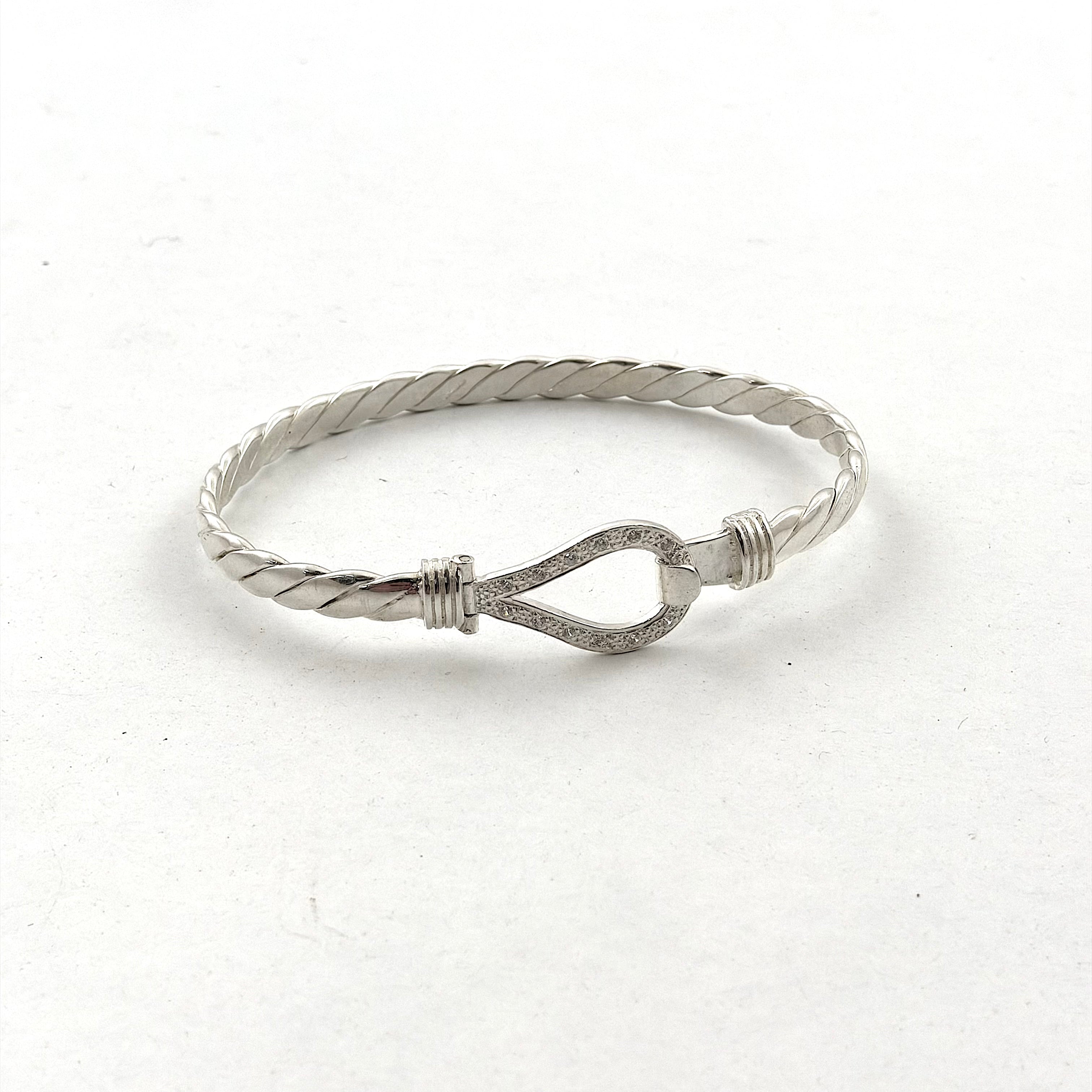 Silver Ladies Stone Set 3mm Hook Bangle