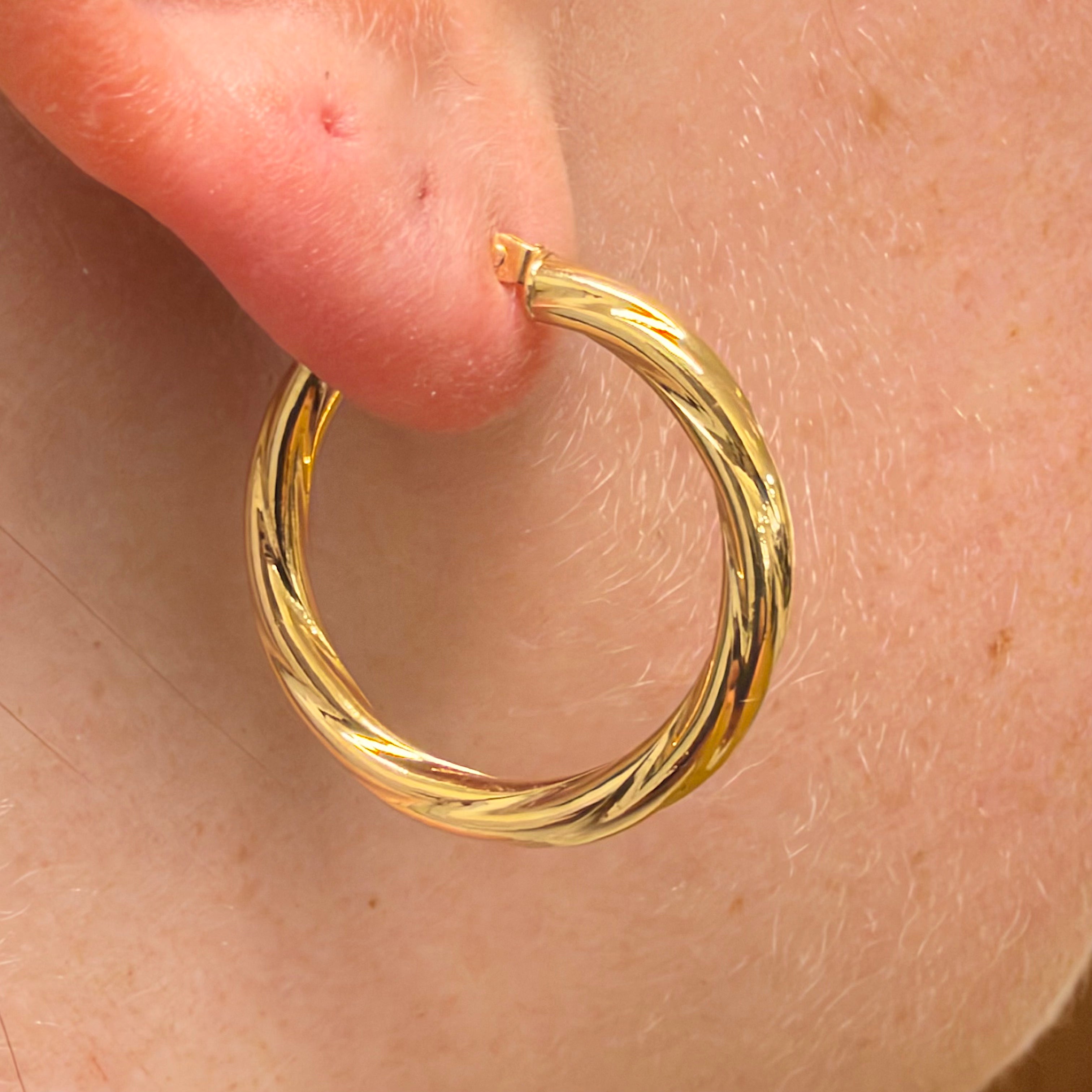 9ct Gold 25mm Twisted Hoop Earrings